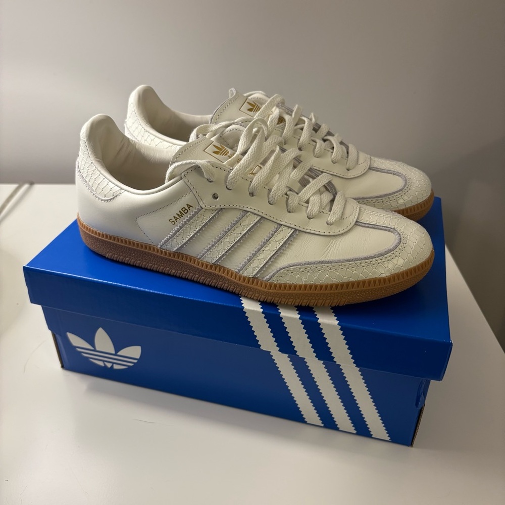 Adidas Samba OG Snakeskin Shoes - Picture 6 of 11